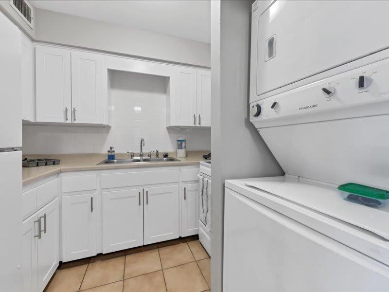 شقة Designed And Cozy 1Br With Parking Near Stores تامبا المظهر الخارجي الصورة
